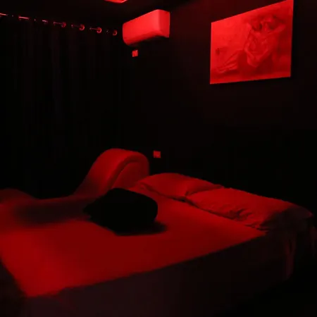 Muret Mistike Love hôtel Tirana