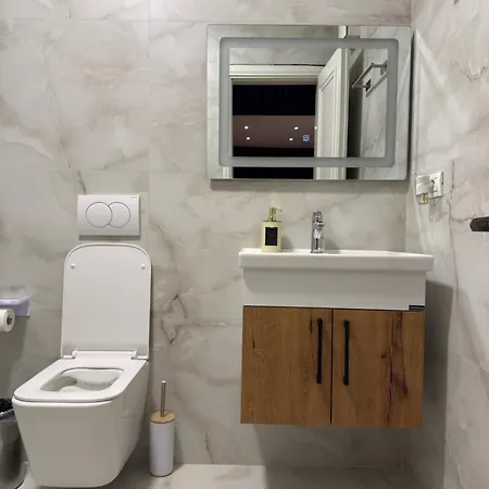 Muret Mistike Hotel del amor